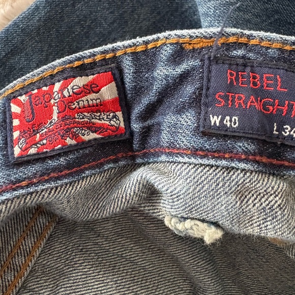 Men's Distressed Blue Jeans - Picture 4 of 4